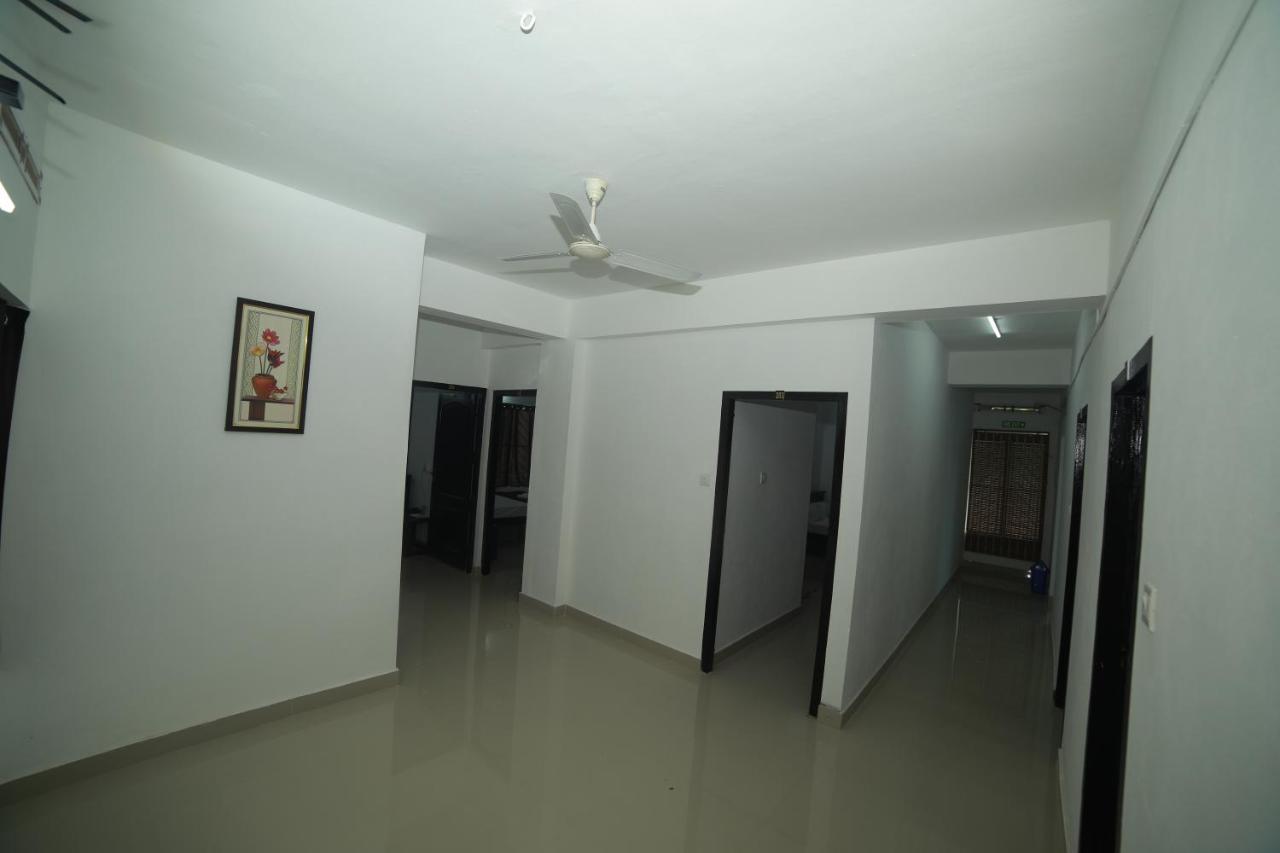 Meghna Residency Hotel Thiruvananthapuram Exterior foto