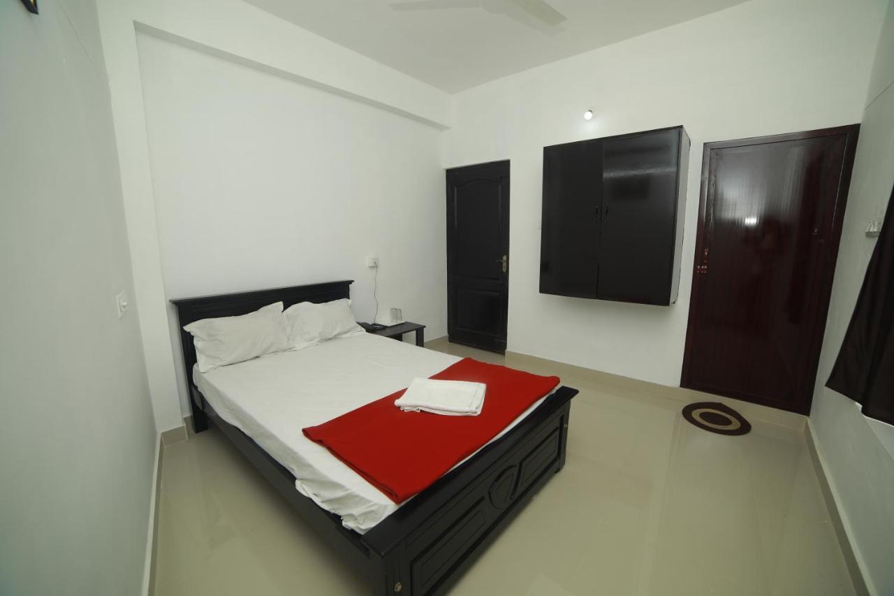 Meghna Residency Hotel Thiruvananthapuram Exterior foto